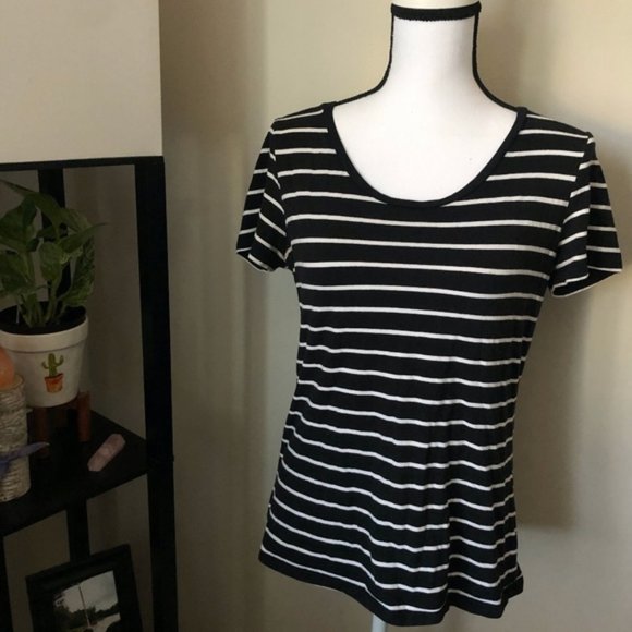 H&M Tops - **DIVIDED* Black x White Striped Short Sleeve Shirt